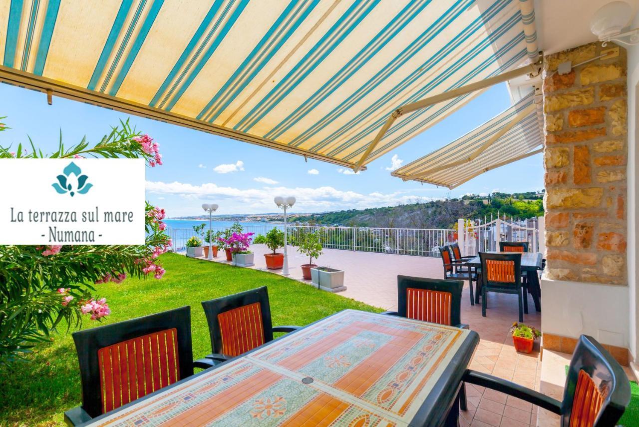 La Terrazza Sul Mare - Numana - Apartman Kültér fotó